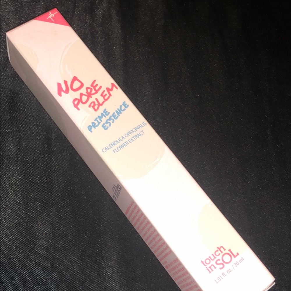 5/25 NEW! Touch in Sols No Poreblem Prime Essence